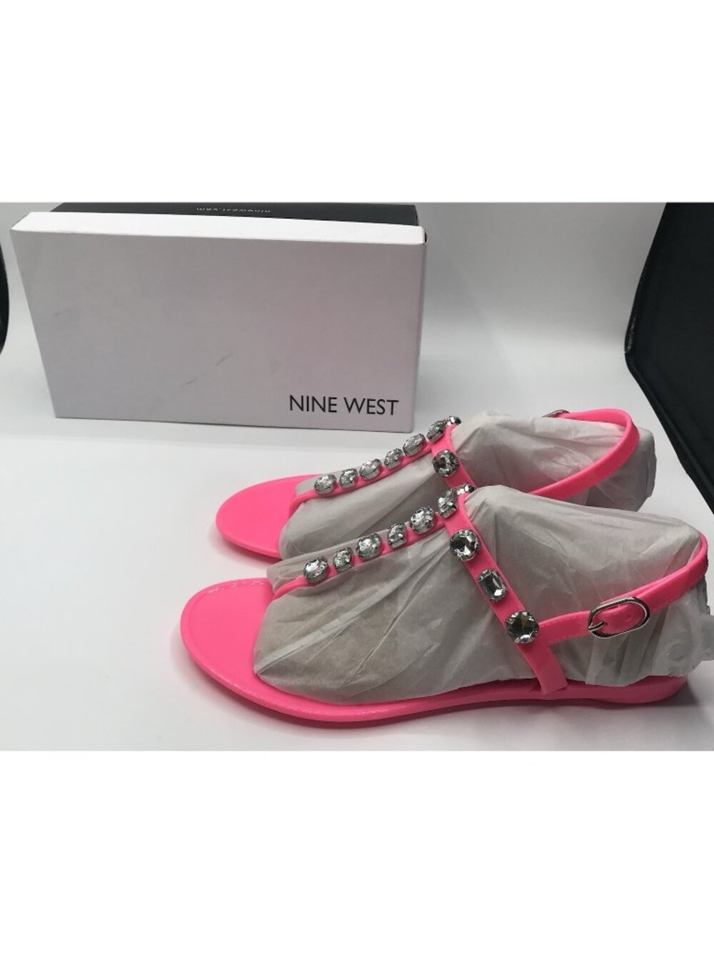 Nine West Sandals Womens Size 8 Hot Pink Rhinestones Jellies